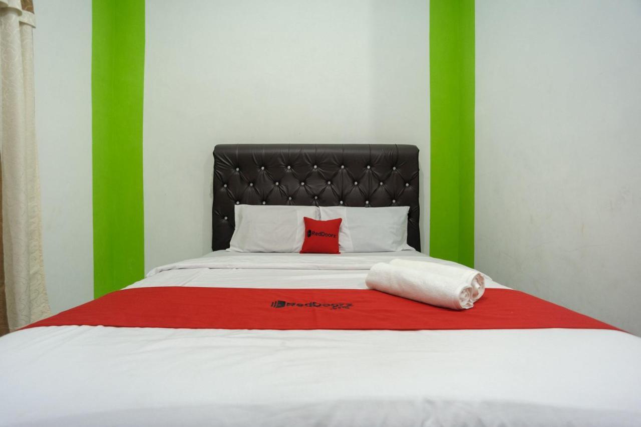 Reddoorz Syariah Near Rs Advent Bandar Lampung Hotell Exteriör bild